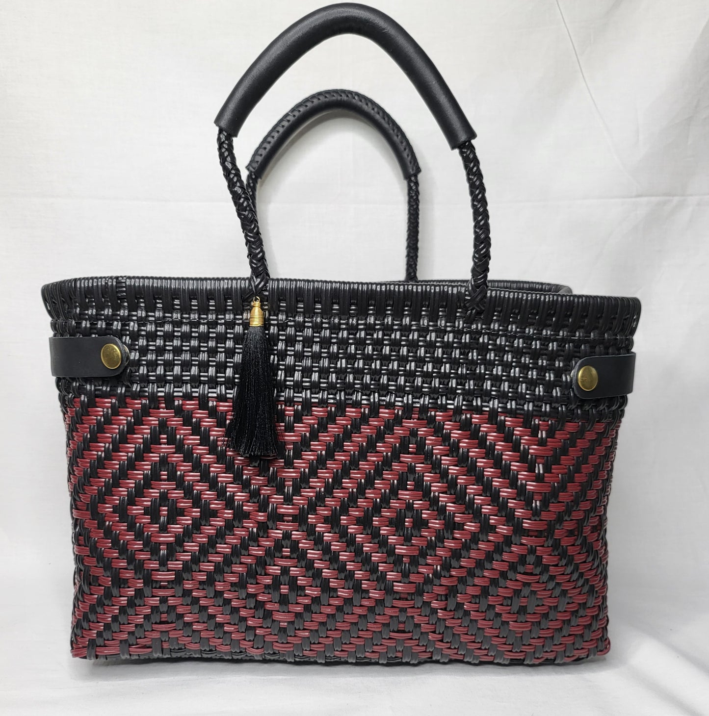 Lola Bucket Bag - Wine and Black