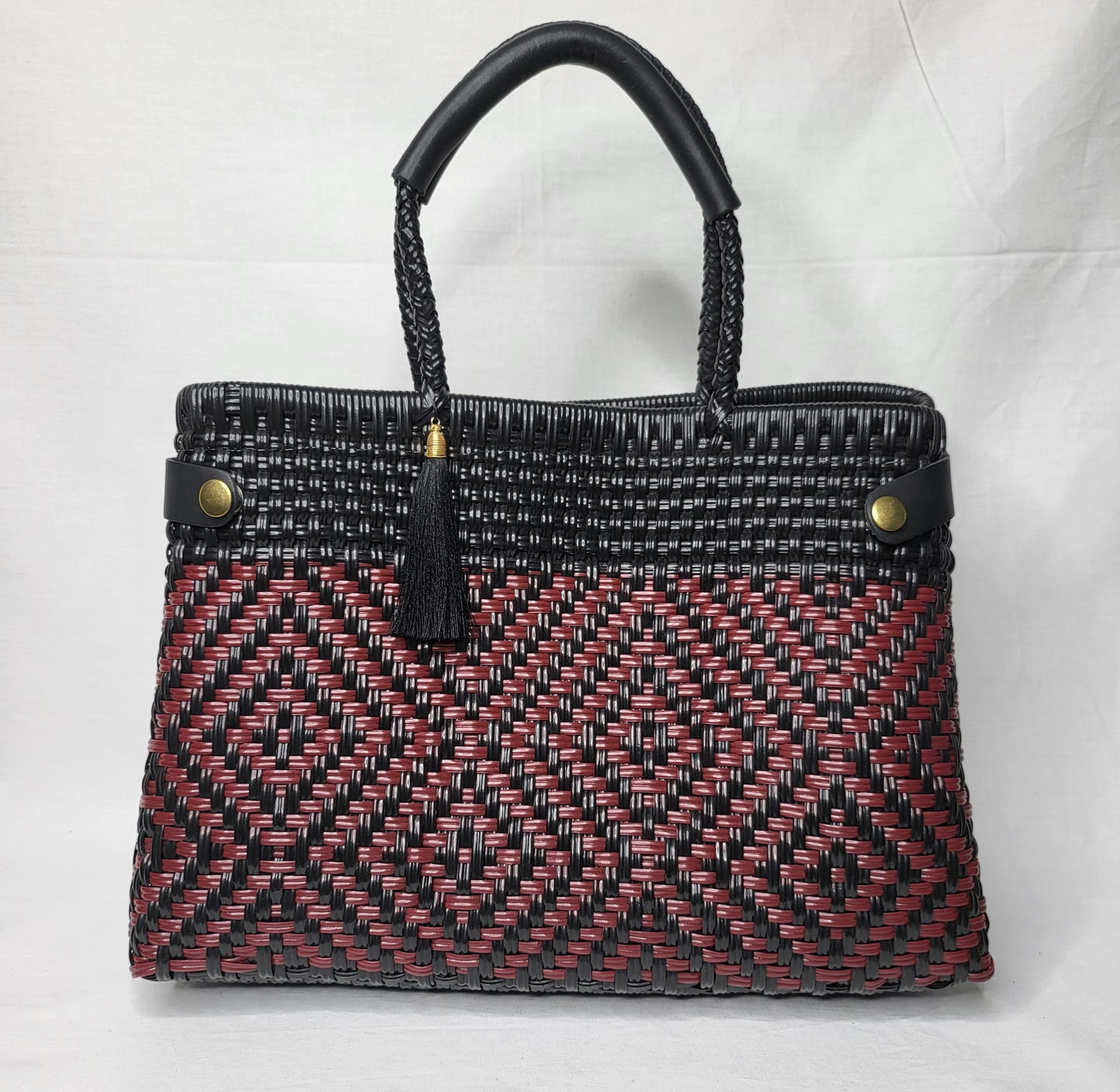 Lola Bucket Bag - Wine and Black