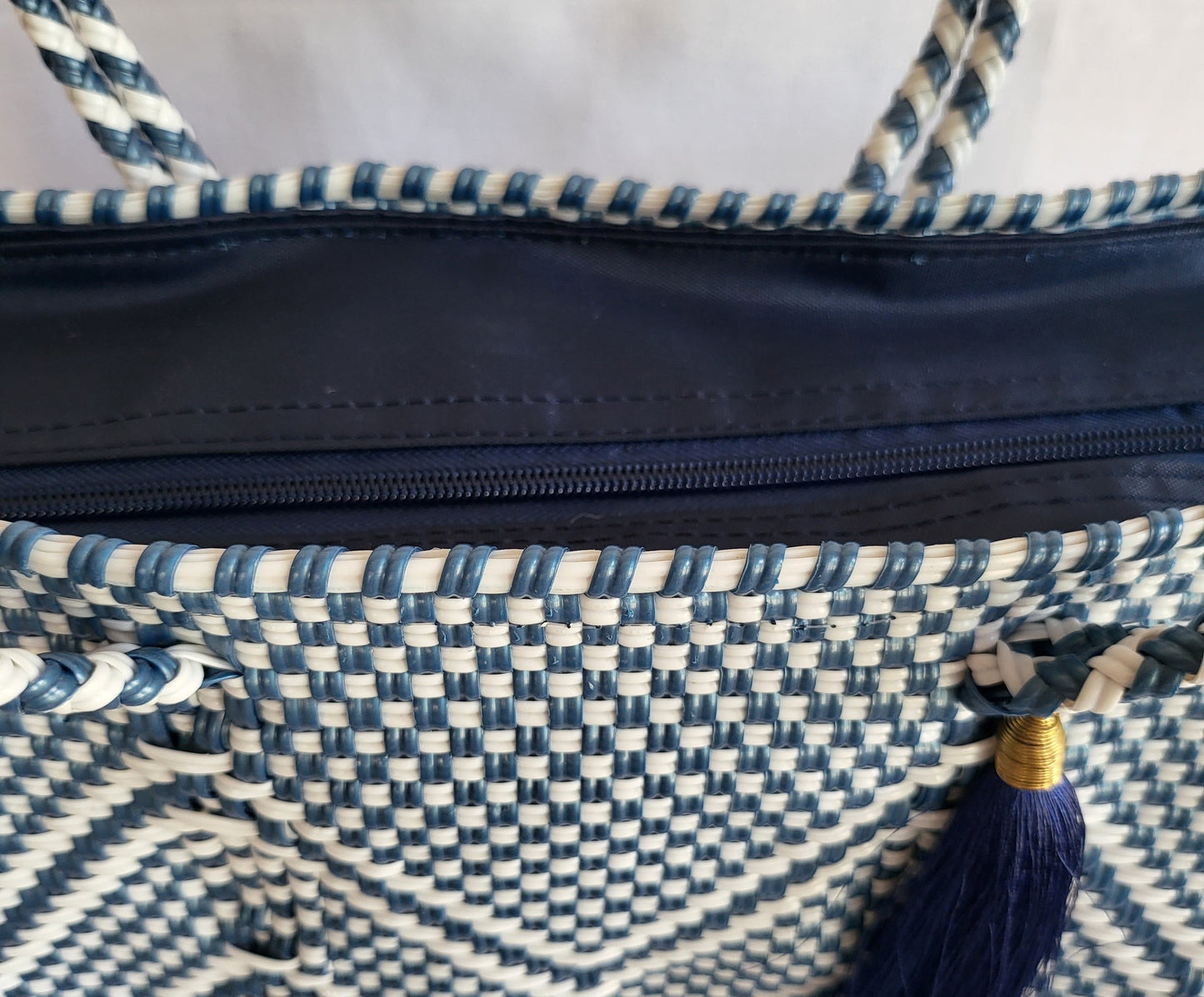 Lola Medium Bag - Blue & White Zipper